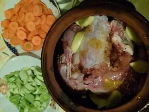 Rabbit with Leeks and Carrots in a Clay Pot