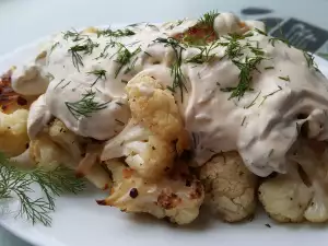 Roasted Cauliflower with Mayonnaise Sauce