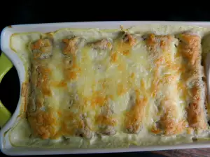 Oven-Baked Tortillas in Béchamel Sauce