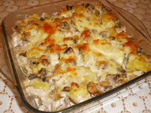 Casserole with Boiled Potatoes and Mushrooms