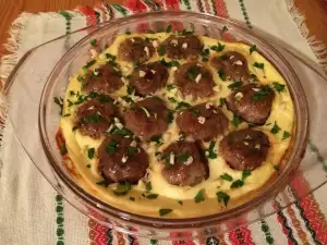 Sheperd`s Casserole with Meatballs