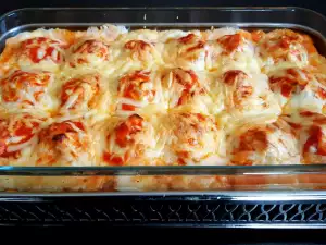 Casserole with Eggs, Mince and Bechamel Sauce