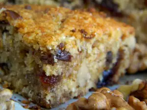 Gluten-Free Cake with Walnuts and Dates