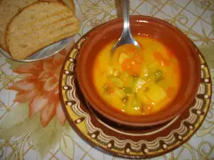 Vegetable Soup with Zucchini