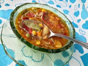 Easy Vegetable Soup with Noodles