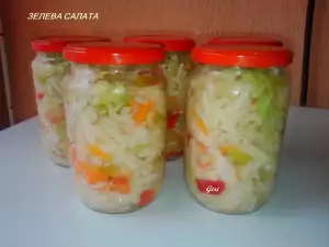 Cabbage Salad in Jars