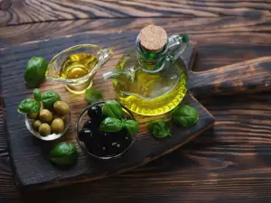 Types of Olive Oil and Their Use in Cooking