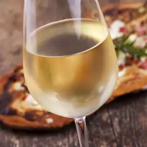 Pizza and wine