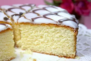 How to Make the Perfect Sponge Cake Batter