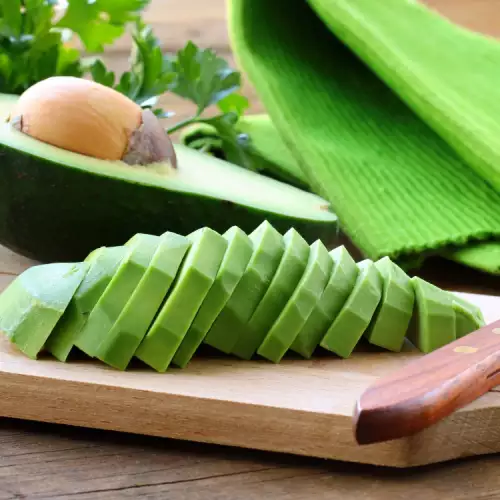 How To Know Whether An Avocado Is Good and How To Store It