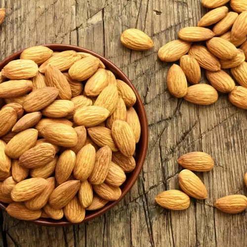 Eat Almonds Every Day to Avoid a Large Gut and Beer Belly
