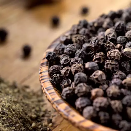 Folk Medicine with Black Pepper