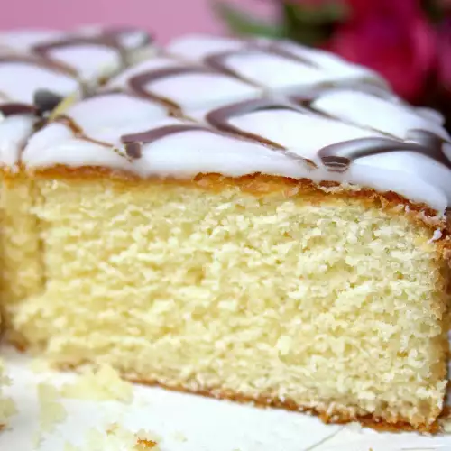 How to Make the Perfect Sponge Cake Batter