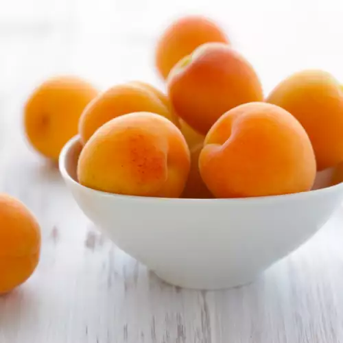 Emphasize apricots when suffering with kidney problems