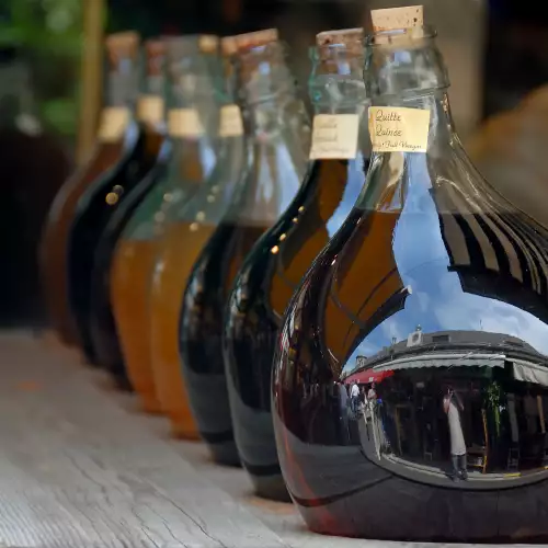 How To Make Wine Vinegar at Home