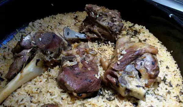 Oven-Baked Lamb with Rice and Bulgur