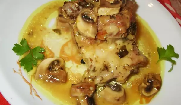 Lamb with Mushrooms and Spices
