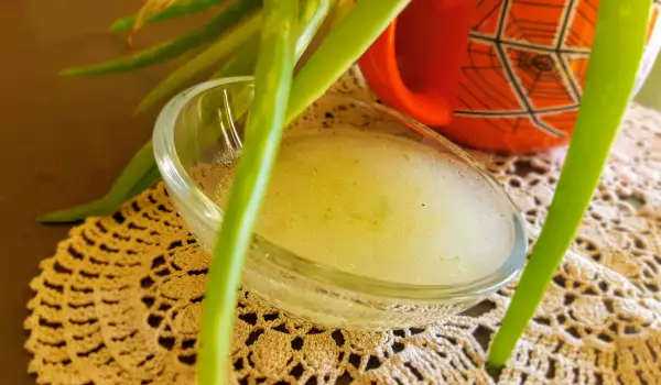 Natural Aloe Vera Extract for Cosmetic Purposes