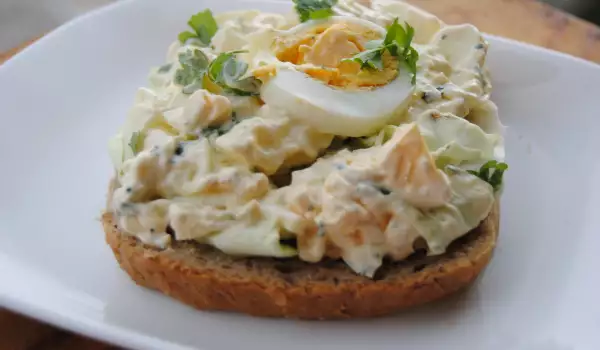 American Egg Salad