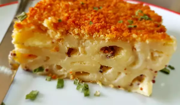 American-Style Oven-Baked Macaroni and Cheese