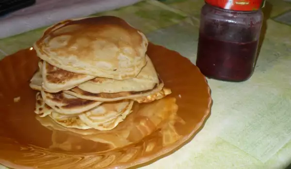 American Pancakes with Soda