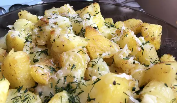 Sauteed Potatoes with Yellow Cheese