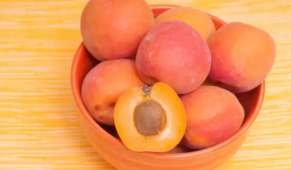How to Freeze Apricots?