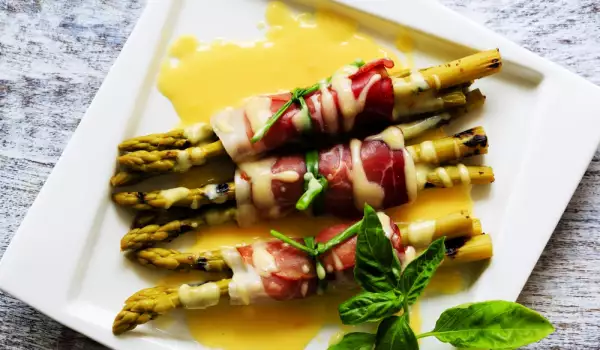 Asparagus with Ham in Honey Sauce