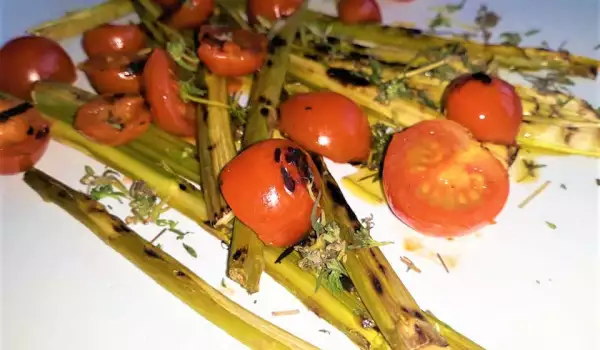Grilled Asparagus and Tomatoes