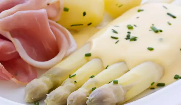 Asparagus with Cream