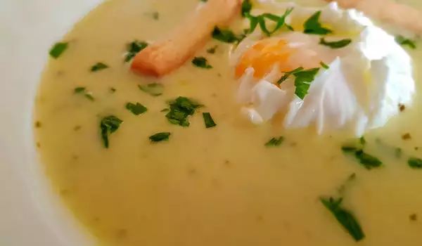 Austrian Garlic Cream Soup