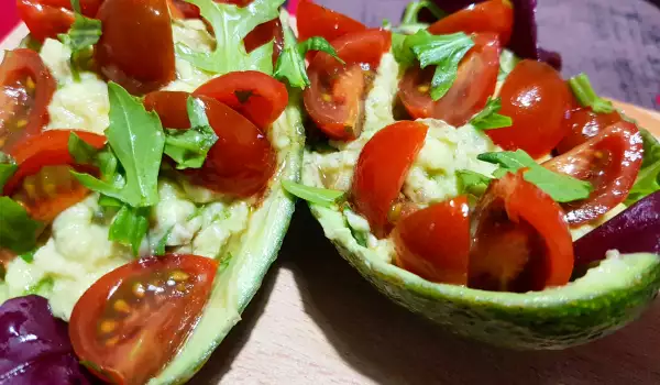 Special Salad with Avocado and Cherry Tomatoes