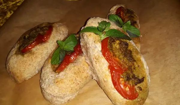 Baguettes with Tomatoes and Pesto