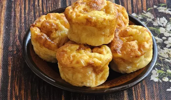 Small Fluffy Filo Pastries in an Air Fryer