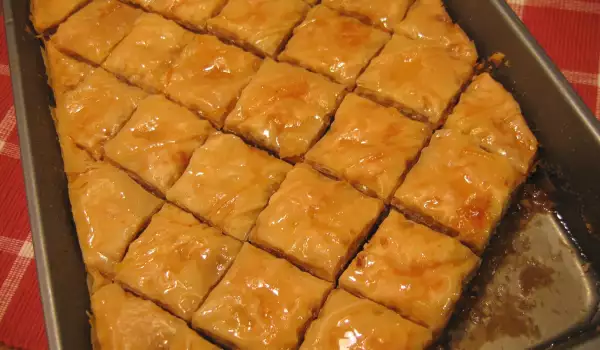 Turkish Baklava With Pistachios