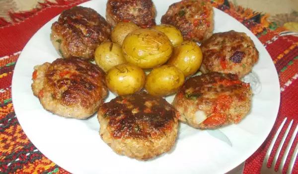 Balkan Meatballs with Pepper and Processed Cheese