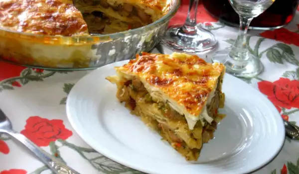 Phyllo Pastry Lasagna with Pork and Vegetables