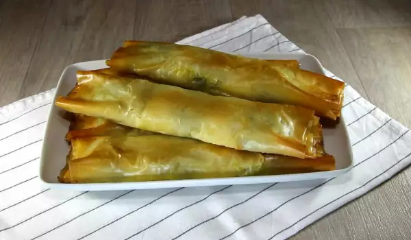 Unique Phyllo Pastries with Spinach and Feta Cheese
