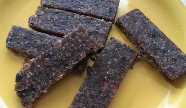 Nut and Fruit Energy Bars