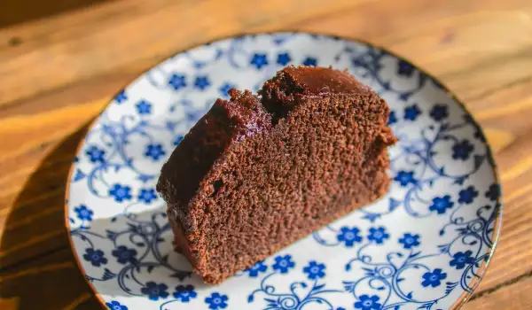 Quick Vegan Chocolate Sponge Cake