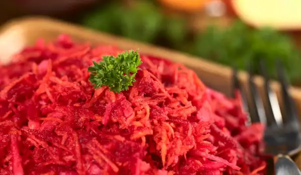 Vitamin Salad of Beetroots, Carrots and Apples
