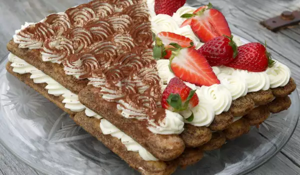 Ladyfinger Cake with Chocolate and Mascarpone