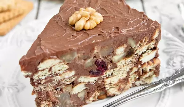 Cake with Biscuits and Chocolate
