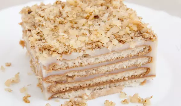 Plain Biscuit Cake with Starch Cream