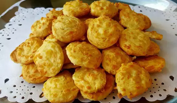 Biscuits with Cheese