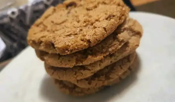 Crunchy Whole Grain Biscuits with Chocolate