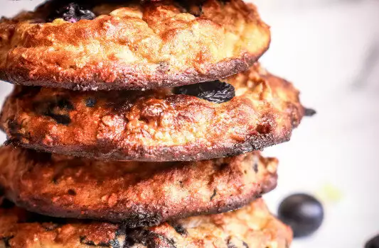 Blueberry and Chocolate Protein Cookies