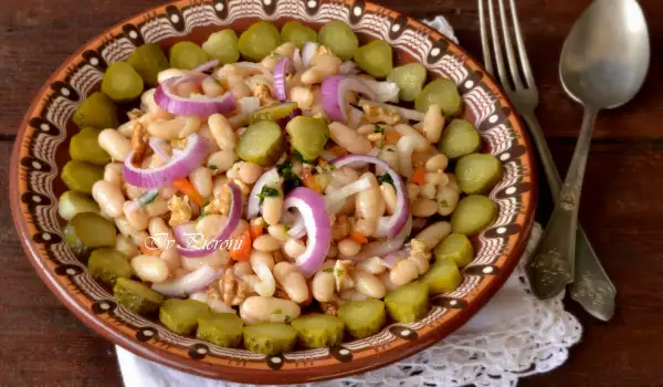 Bean Salad with Walnuts and Red Onions