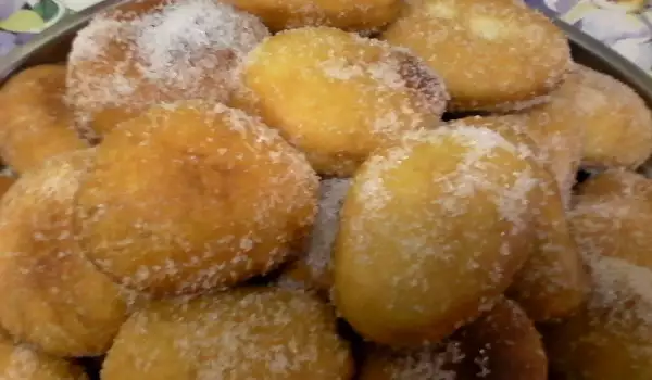 Bomboloni (Italian Donuts)