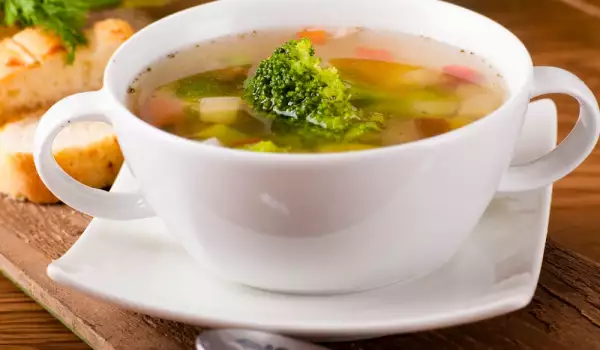 Pea, Broccoli and Potato Soup